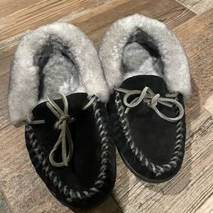 Black LL Bean moccasins